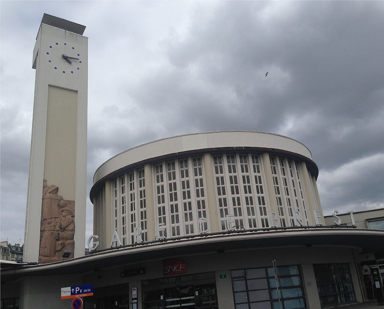 La gare de Brest, destination du parking EFFIA. Vue de 2015.